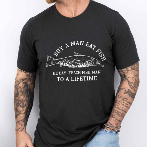 Gingerglowgifts Buy A Man Eat Fish Tee, T-shirt Gifts For Dad, Father's Day Tee VTM18DNV