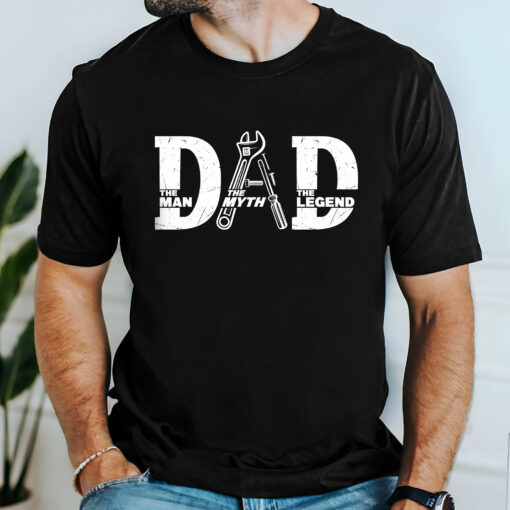 Gingerglowgifts Father's Day Tee, T-shirt Gifts For Dad, Dad Tools T-shirt HTT62HVN